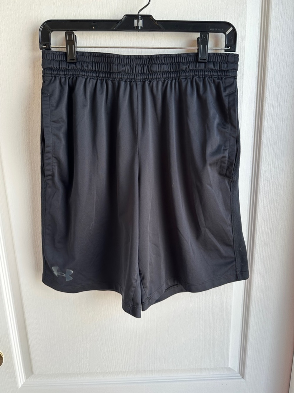 Under Armour Black Men’s Athletic Heat-gear Shorts with Logo Sz L